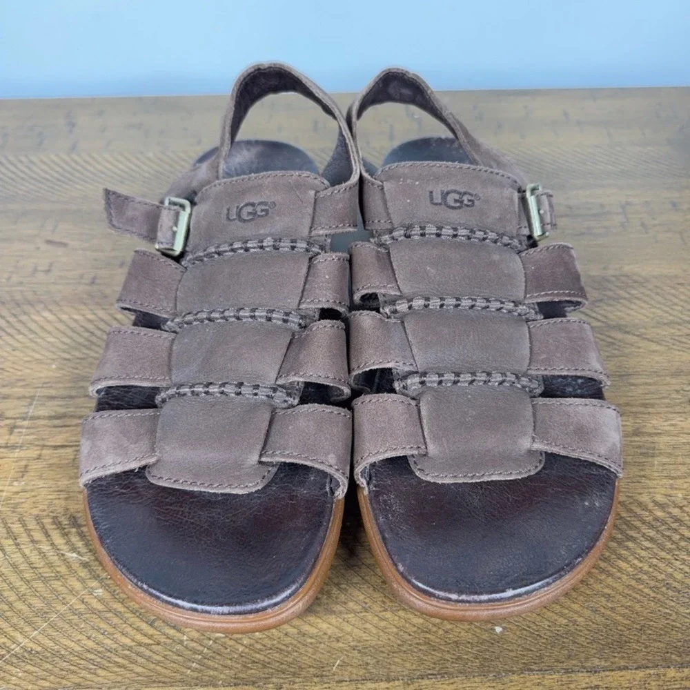 UGG Sandals Mens 11 Brown Leather Fisherman Slingback Buckle Casual Summer